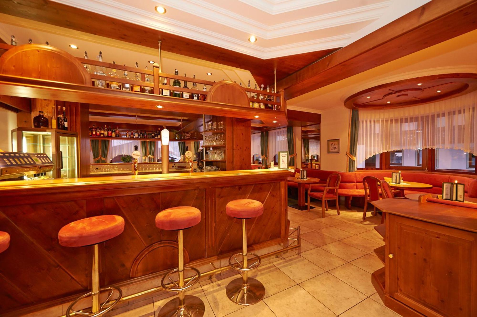 Hotel Waidmannsheil Flachau Bagian luar foto