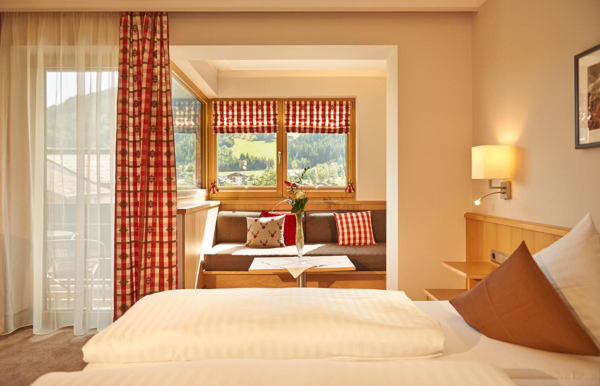 Hotel Waidmannsheil Flachau Bagian luar foto