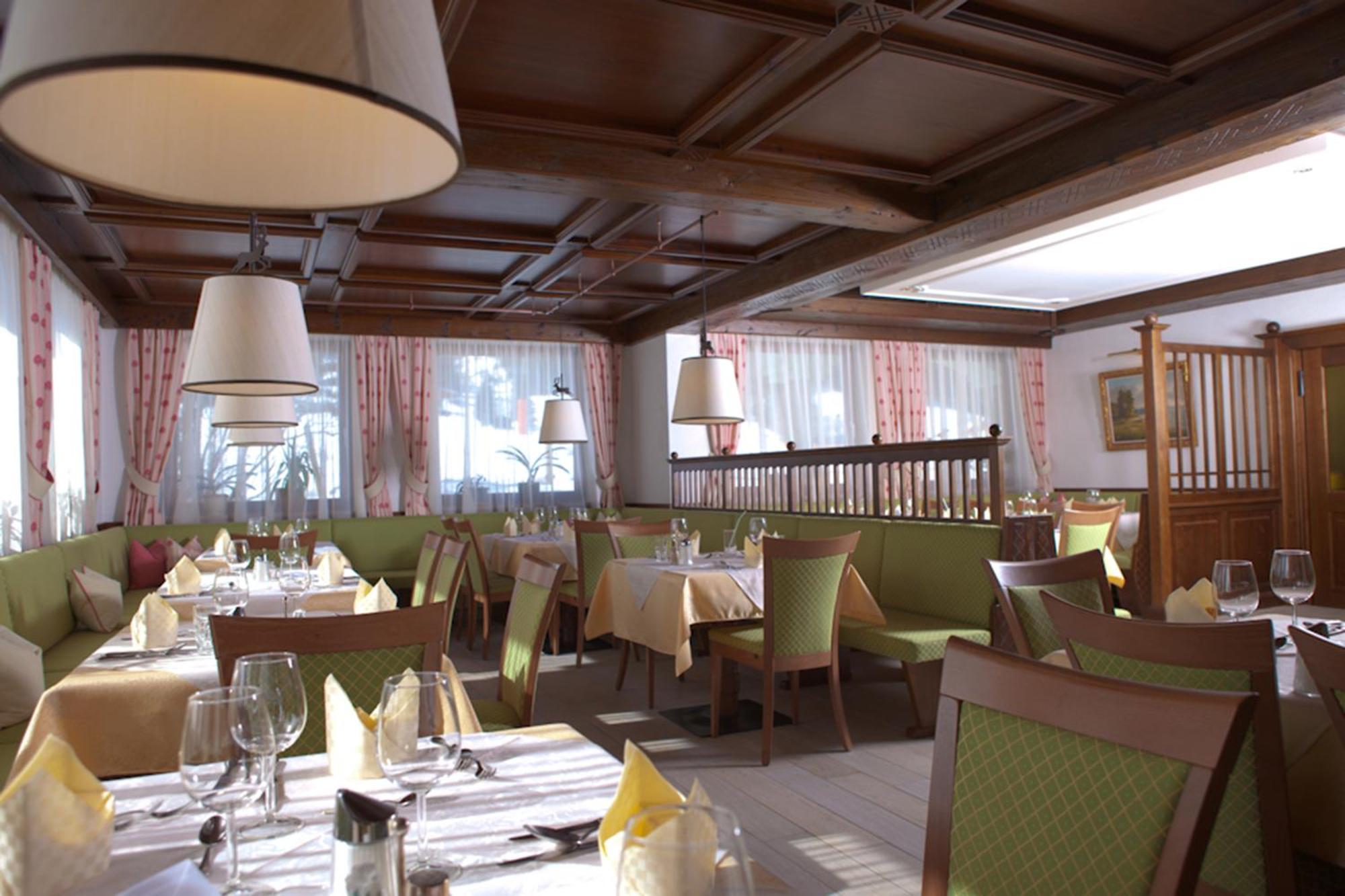 Hotel Waidmannsheil Flachau Bagian luar foto