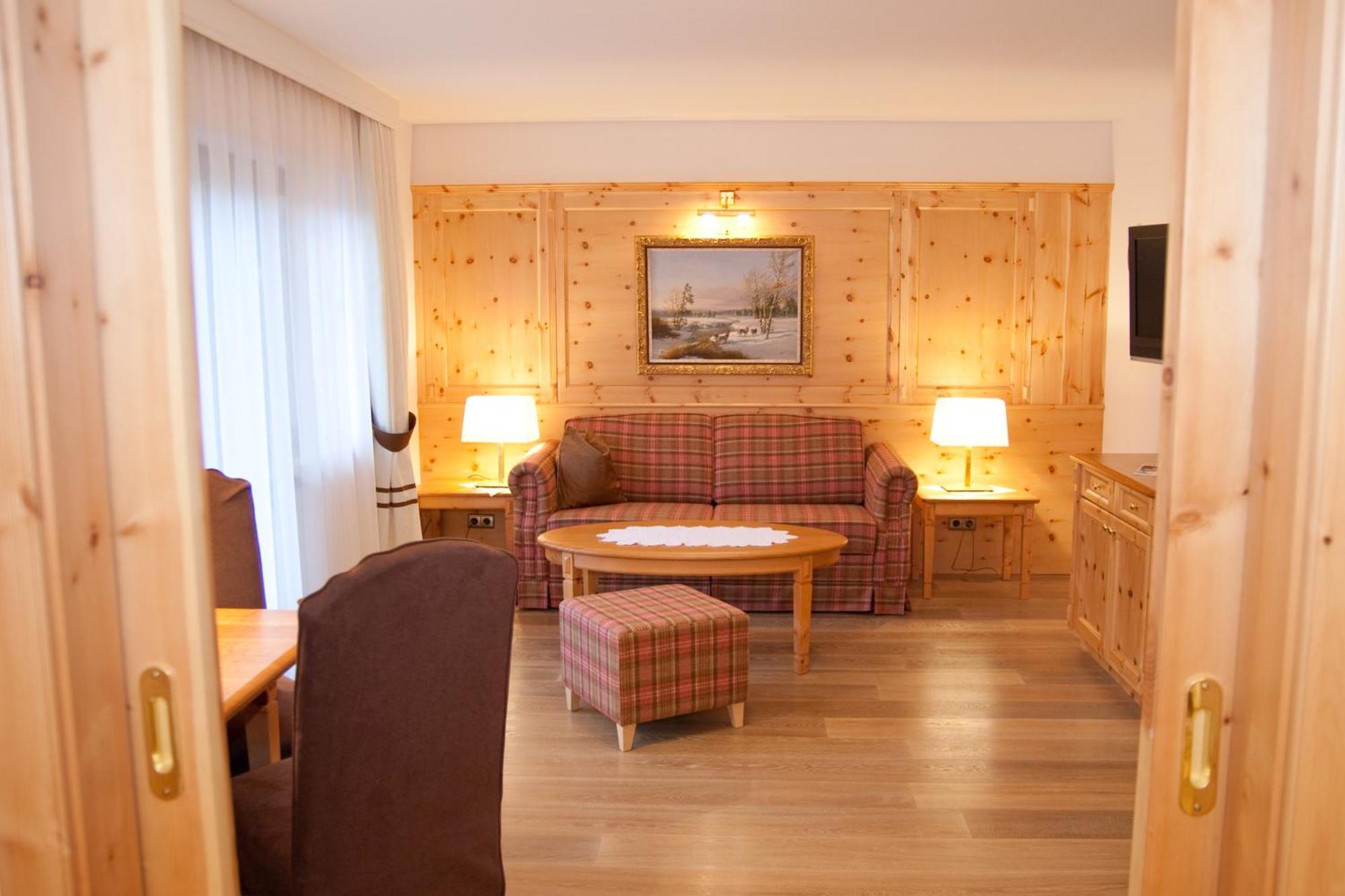 Hotel Waidmannsheil Flachau Bagian luar foto