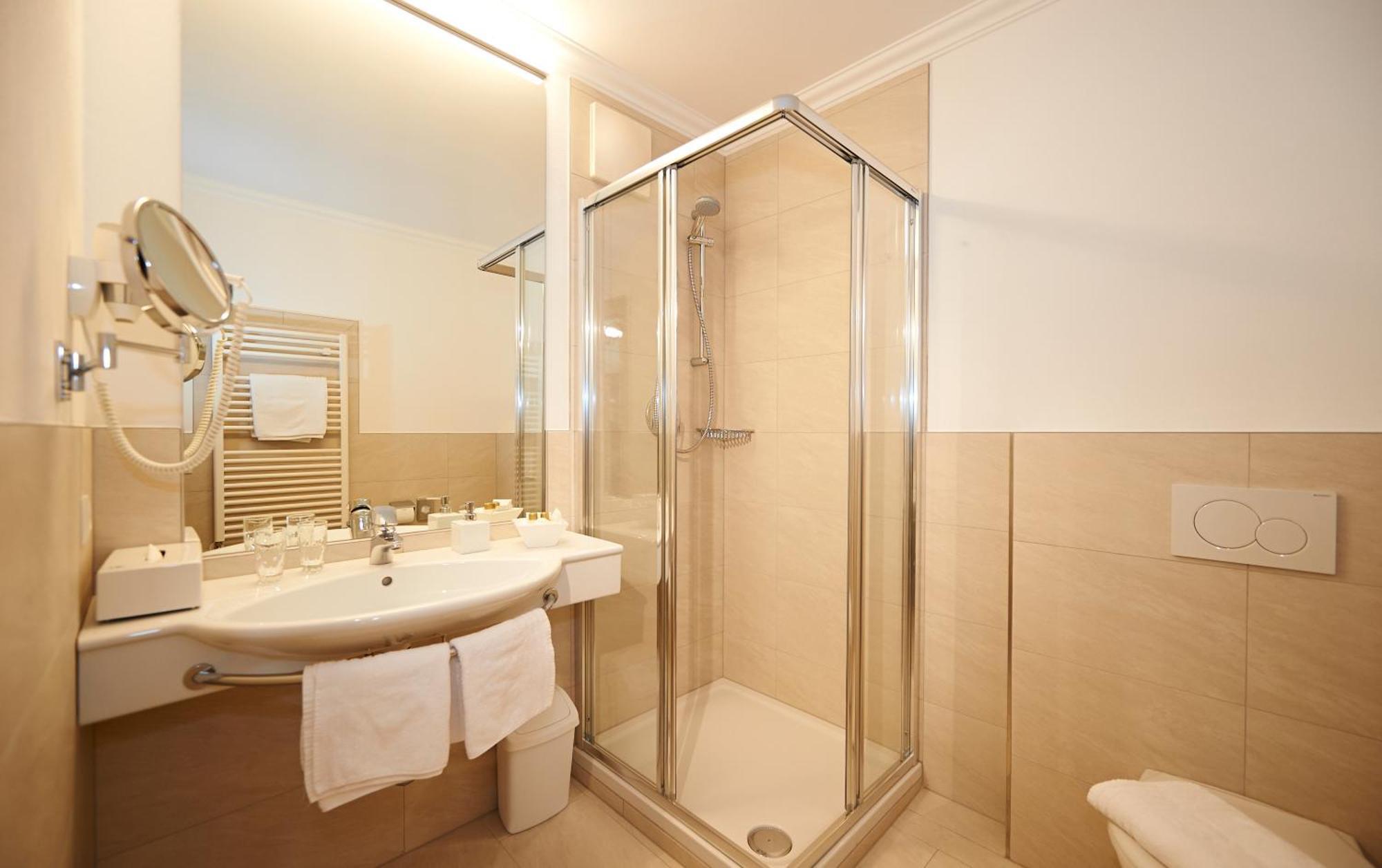 Hotel Waidmannsheil Flachau Ruang foto